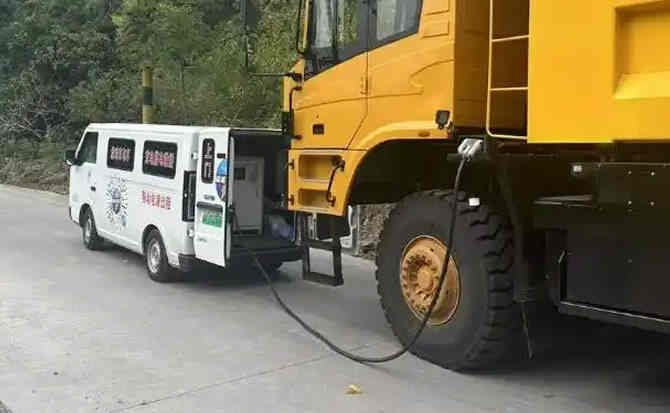 永吉新能源车充电搭电